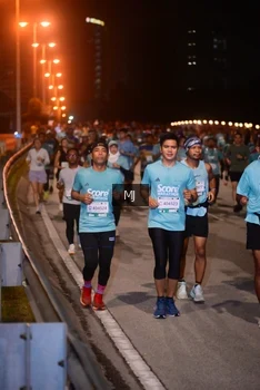 Runner Photo 2213125