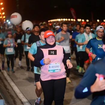 Runner Photo 2213223