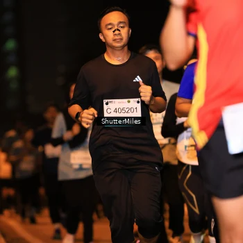 Runner Photo 2213330