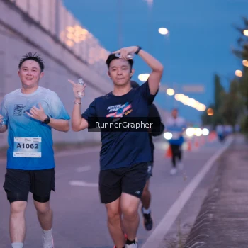 Runner Photo 2214473
