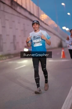 Runner Photo 2214480