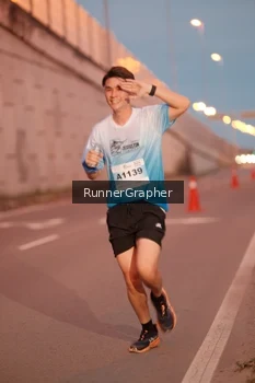 Runner Photo 2214484