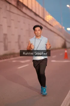Runner Photo 2214509
