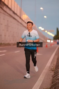 Runner Photo 2214531