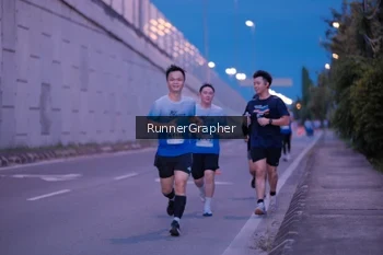 Runner Photo 2214554