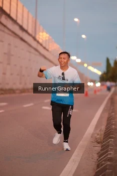 Runner Photo 2214588