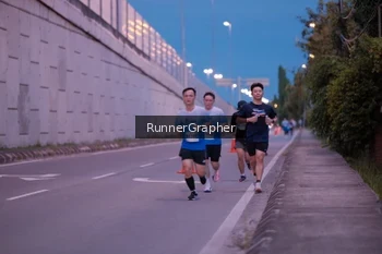 Runner Photo 2214616