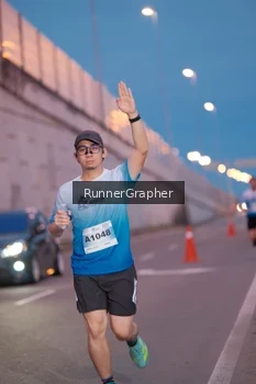 Runner Photo 2214645