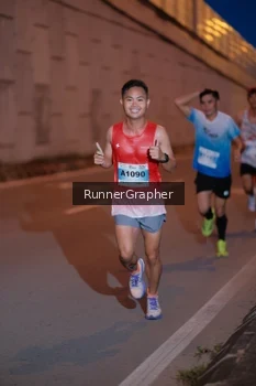 Runner Photo 2214685