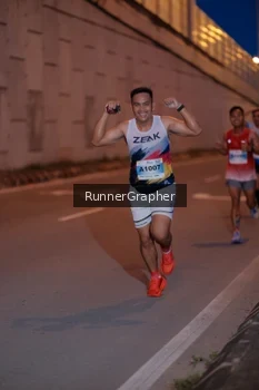 Runner Photo 2214748