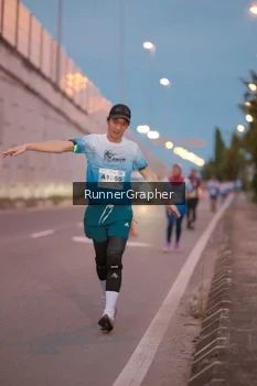 Runner Photo 2214752