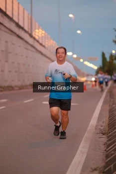 Runner Photo 2214801