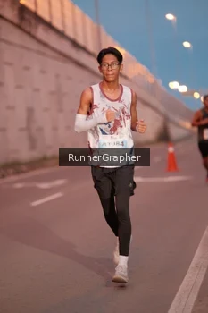 Runner Photo 2214821