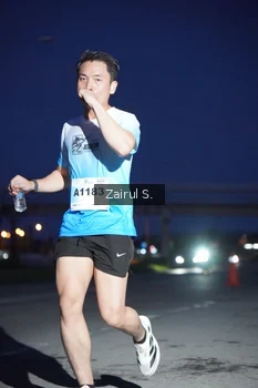 Runner Photo 2215519
