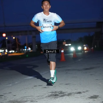 Runner Photo 2215572