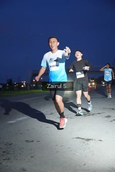 Runner Photo 2215651