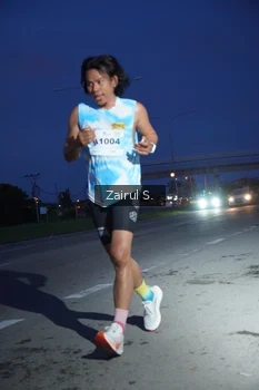 Runner Photo 2215684