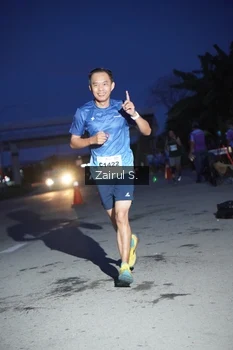 Runner Photo 2215688