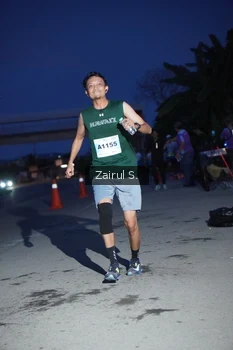 Runner Photo 2215713