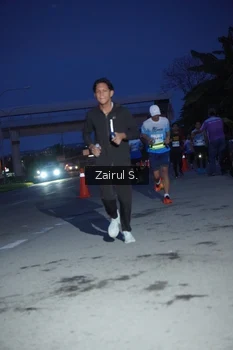 Runner Photo 2215735