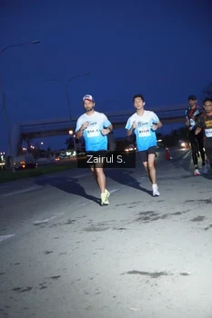 Runner Photo 2215775