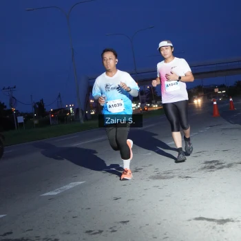 Runner Photo 2215806