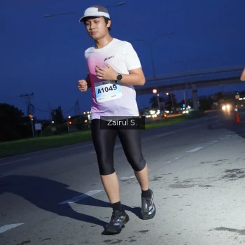 Runner Photo 2215816