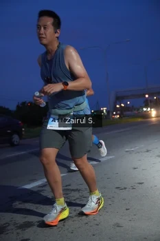 Runner Photo 2215853