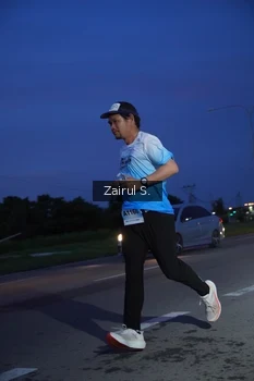 Runner Photo 2215864