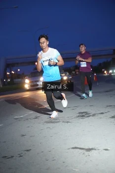 Runner Photo 2215880