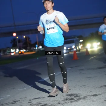 Runner Photo 2215927