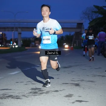 Runner Photo 2216280