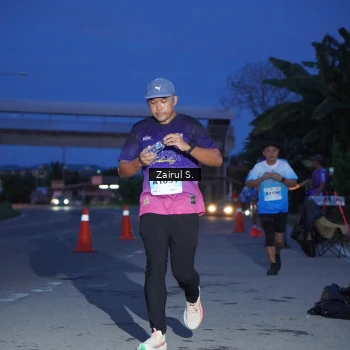 Runner Photo 2216387