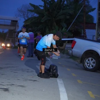 Runner Photo 2216396