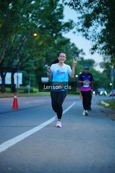 Runner Photo 2216415