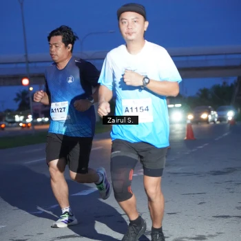 Runner Photo 2216421