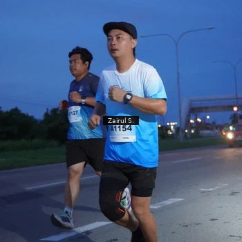 Runner Photo 2216428