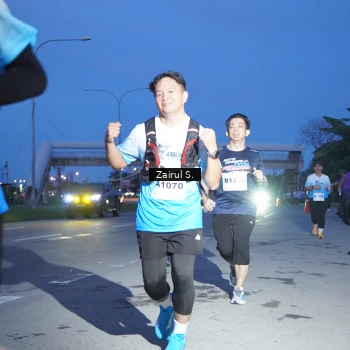 Runner Photo 2216678