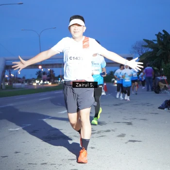 Runner Photo 2216840