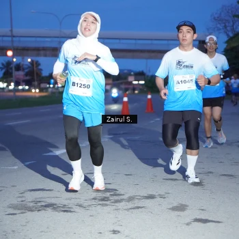 Runner Photo 2216851