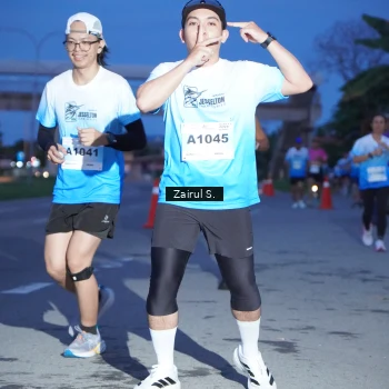 Runner Photo 2216861