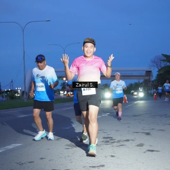 Runner Photo 2216906