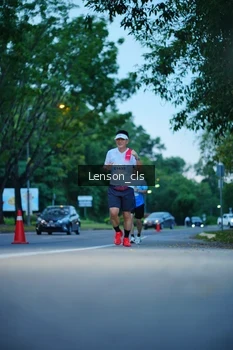 Runner Photo 2217130