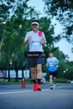 Runner Photo 2217172