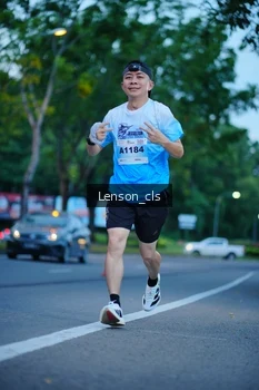 Runner Photo 2217191