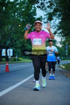 Runner Photo 2217519