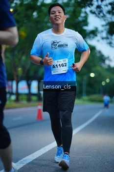 Runner Photo 2217991