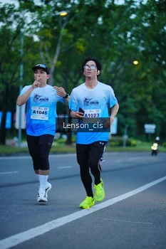 Runner Photo 2218053