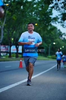 Runner Photo 2218126