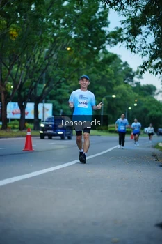 Runner Photo 2218490